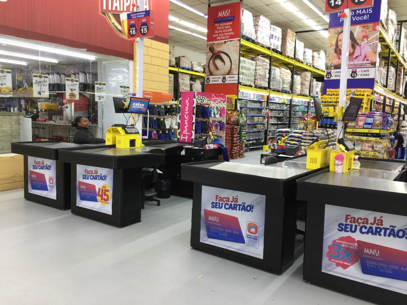 Caixas rápidos e check-outs de menor porte